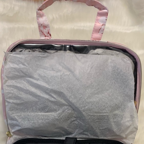 Yumi Kim Makeup Travel Case ❗️SOLD❗️ - Picture 4 of 7